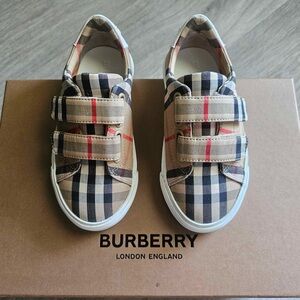 Kid Burberry Sneakers
